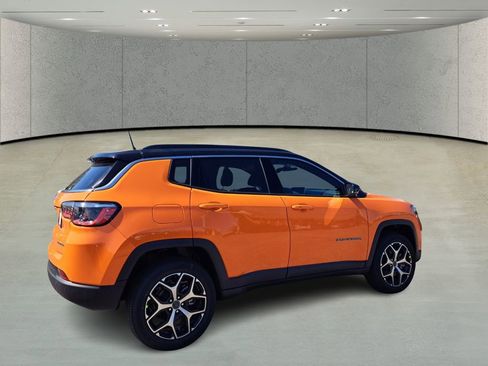 New 2026 Jeep Compass Limited image 5
