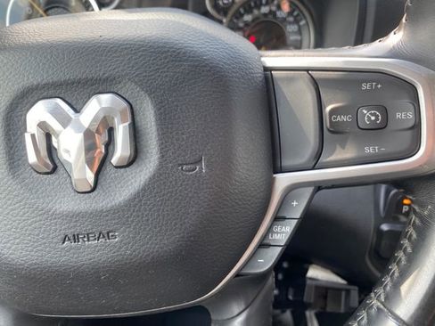 Used 2020 RAM 1500 Big Horn RWD image 40
