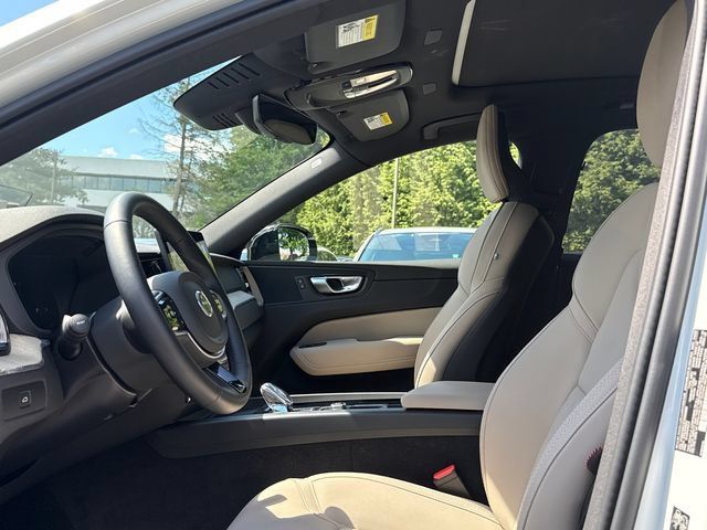 Certified 2026 Volvo XC60 B5 Plus w/ Protection Package Premier AWD/4WD image 10