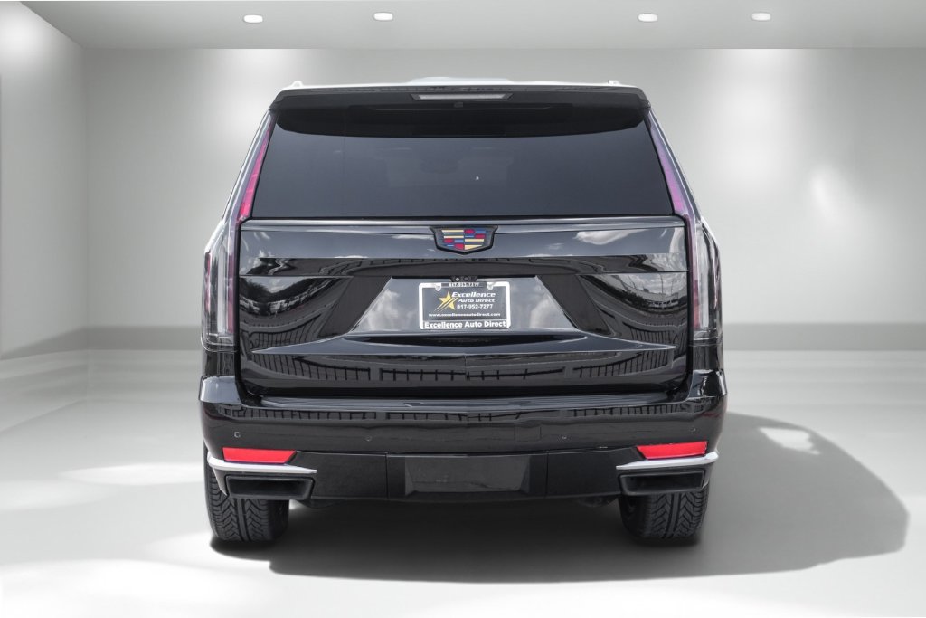 Used 2021 Cadillac Escalade Premium Luxury Platinum AWD/4WD image 7