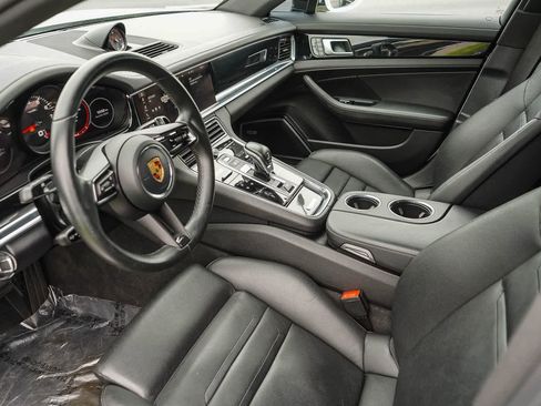 Used 2021 Porsche Panamera 4 AWD/4WD image 18