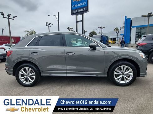 Used 2023 Audi Q3 2.0T Premium AWD/4WD image 10