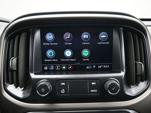 Used 2022 Chevrolet Colorado Z71 AWD/4WD image 17
