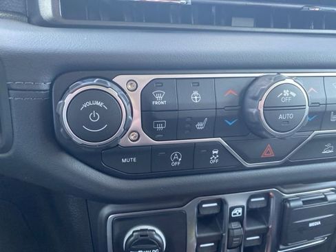 New 2026 Jeep Wrangler Unlimited Rubicon image 24