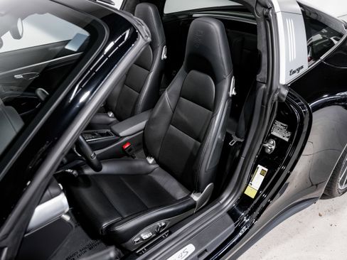 Used 2014 Porsche 911 Targa 4S image 22