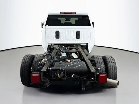 Used 2025 GMC Sierra 3500 Pro w/ Convenience Package AWD/4WD image 6