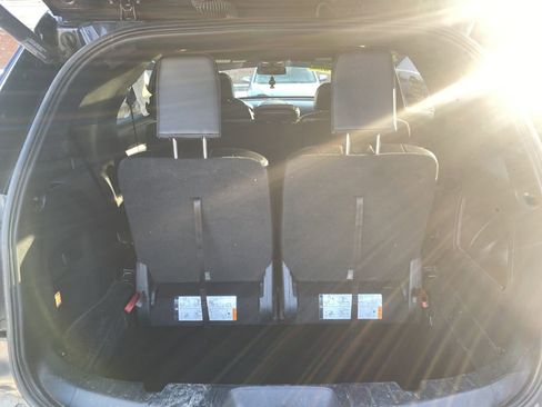 Used 2016 Ford Explorer XLT w/ Equipment Group 202A image 17