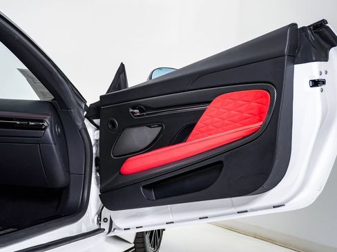 Used 2024 Aston Martin DB12 Coupe RWD image 19