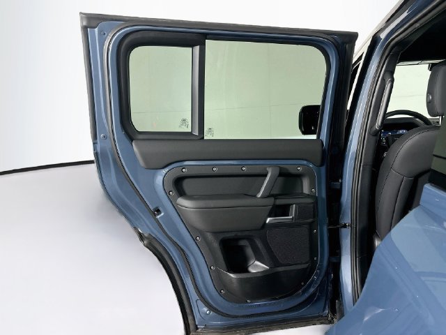 Used 2026 Land Rover Defender 110 S AWD/4WD image 23