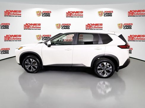 Used 2023 Nissan Rogue SV image 12
