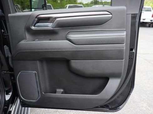 Used 2024 Chevrolet Silverado 2500 LTZ w/ LTZ Convenience Package AWD/4WD image 25