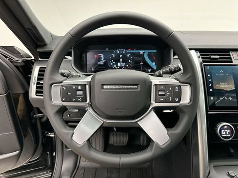 New 2026 Land Rover Discovery S AWD/4WD image 15