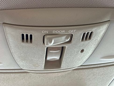 Used 2011 Nissan Maxima 3.5 S FWD image 32