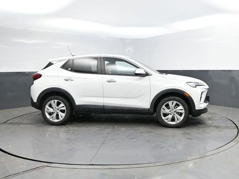 Used 2025 Buick Encore GX Preferred image 12