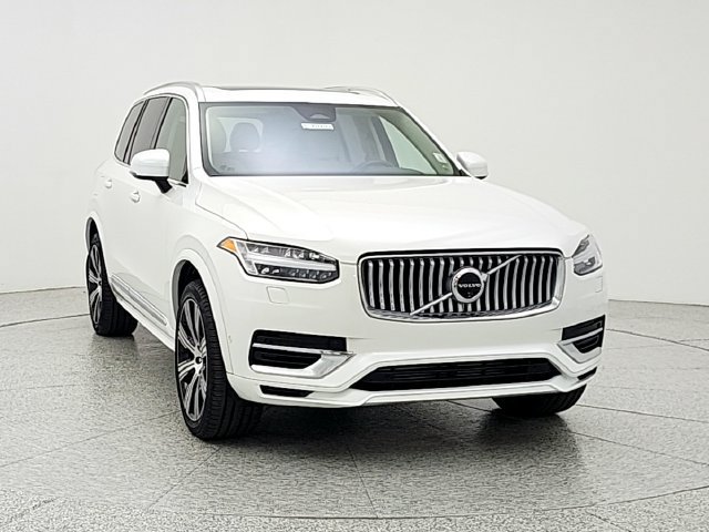 Certified 2025 Volvo XC90 T8 Plus w/ Protection Package Premier AWD/4WD image 2