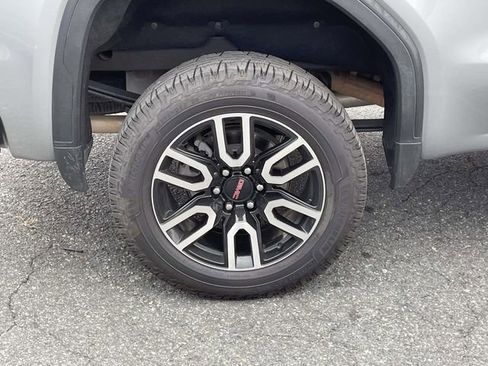 Certified 2024 GMC Sierra 1500 AT4 w/ Technology Package image 9