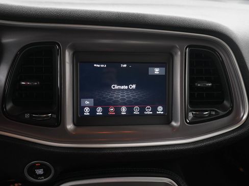 Used 2022 Dodge Challenger GT AWD/4WD image 16