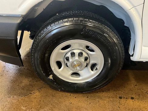 New 2025 Chevrolet Express 2500 w/ Driver Convenience Package image 15