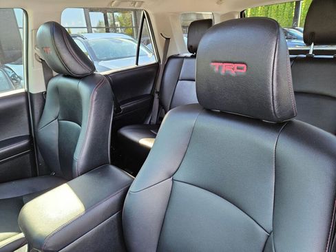 Used 2020 Toyota 4Runner TRD Off-Road Premium w/ Moonroof Package AWD/4WD image 15