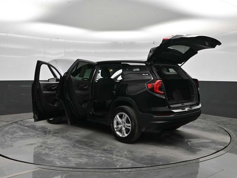 Used 2024 GMC Terrain SLE AWD/4WD image 45