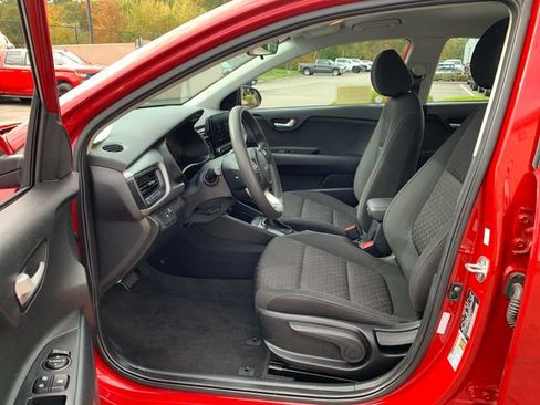 Used 2023 Kia Rio S image 29