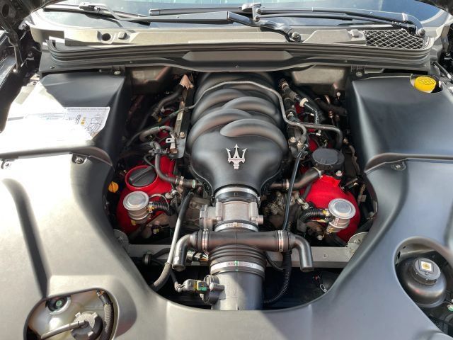Used 2016 Maserati GranTurismo Sport RWD image 6