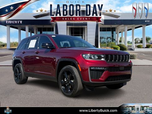 Used 2026 Jeep Grand Cherokee Limited w/ Limited Altitude Package AWD/4WD image 1