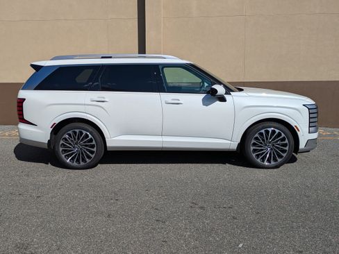 New 2026 Hyundai Palisade Calligraphy image 3