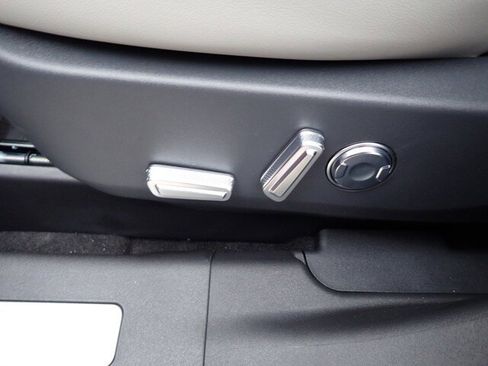 New 2026 Lincoln Nautilus Premier w/ Equipment Group 102A image 42