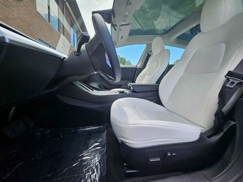 Used 2023 Tesla Model 3 Standard Range RWD image 34