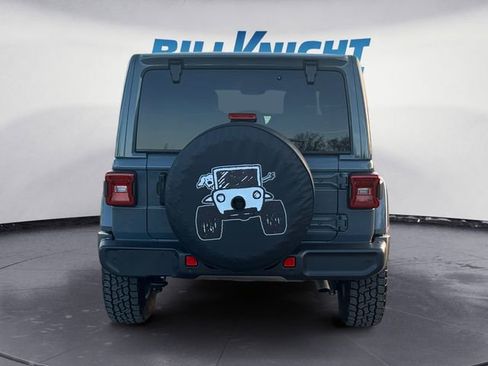 Used 2024 Jeep Wrangler Sahara w/ Technology Group image 4