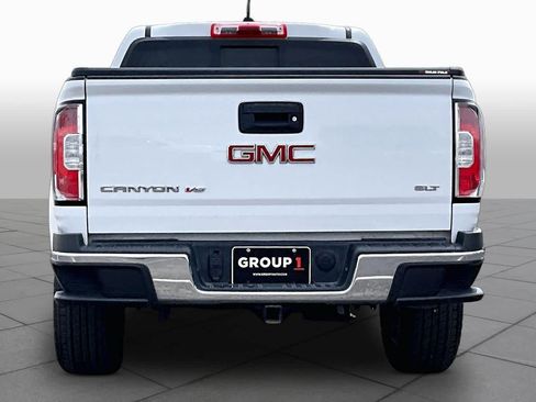 Used 2017 GMC Canyon SLT w/ Driver Alert Package image 5