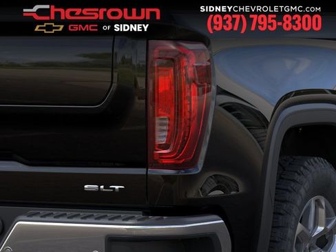 New 2026 GMC Sierra 1500 SLT w/ SLT Premium Plus Package AWD/4WD image 11