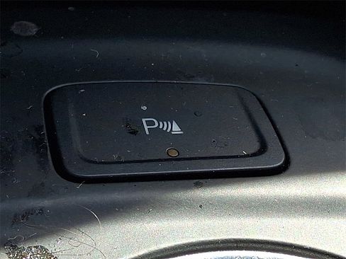 Used 2022 Chevrolet Equinox LT image 27