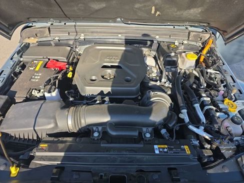 Used 2024 Jeep Wrangler Unlimited Sahara AWD/4WD image 29