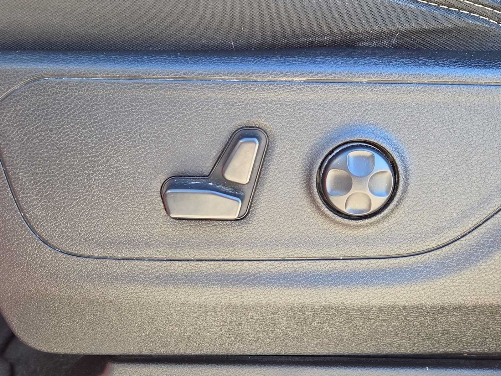 Used 2021 RAM 1500 Big Horn RWD image 23