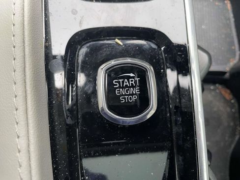 Used 2023 Volvo XC90 B6 Ultimate image 35