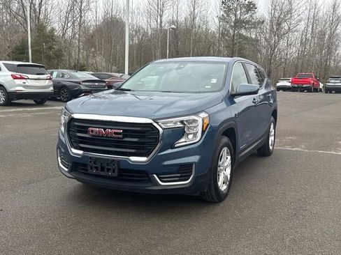 Certified 2024 GMC Terrain SLE AWD/4WD image 8