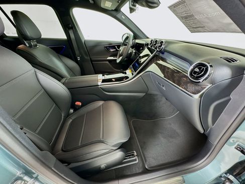 New 2026 Mercedes-Benz GLC 300 image 28