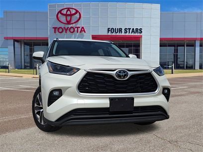 Used 2021 Toyota Highlander XLE