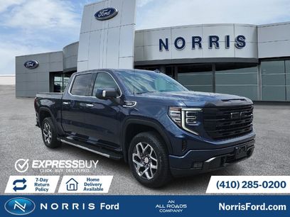 Used 2023 GMC Sierra 1500 SLT w/ SLT Premium Package