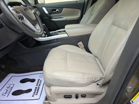 Used 2014 Ford Edge Limited w/ Equipment Group 302A AWD/4WD image 15
