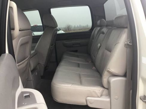 Used 2013 GMC Sierra 1500 SLE w/ Power Tech Package image 10