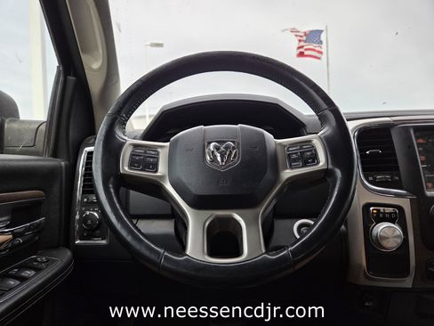 Used 2017 RAM 1500 Laramie w/ Convenience Group image 12