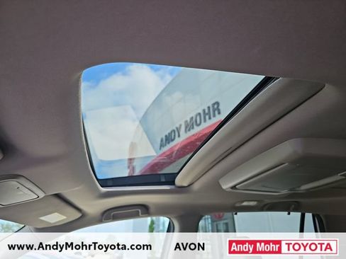 Used 2022 Honda Pilot Elite image 29