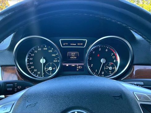 Used 2013 Mercedes-Benz GL 450 4MATIC image 23