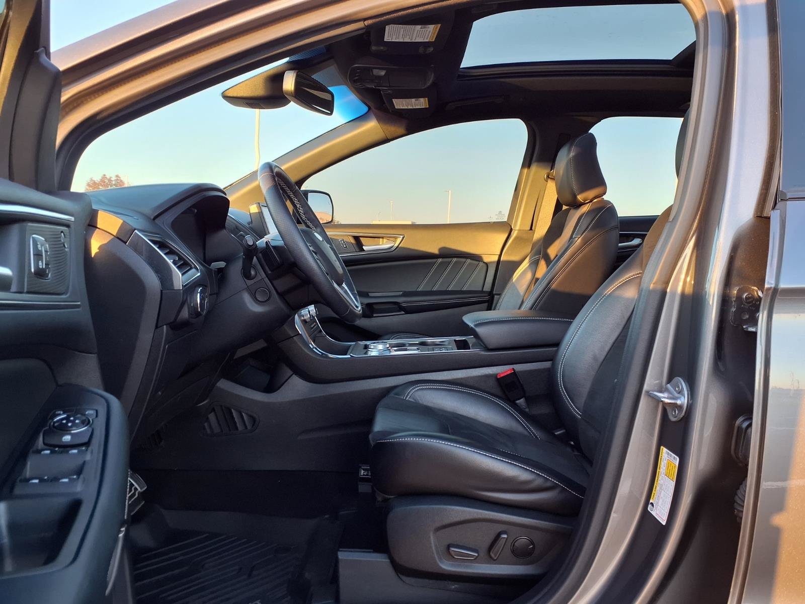 Used 2022 Ford Edge ST w/ Equipment Group 401A AWD/4WD image 24