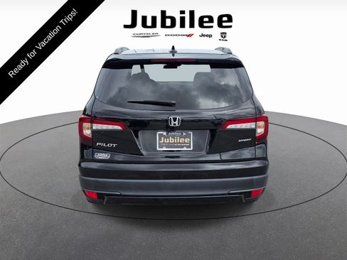 Used 2022 Honda Pilot Sport image 3