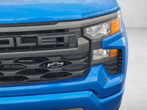 Used 2024 Chevrolet Silverado 1500 Custom w/ Rally Edition AWD/4WD image 9