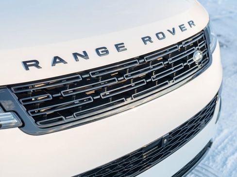 New 2026 Land Rover Range Rover Sport SE image 15